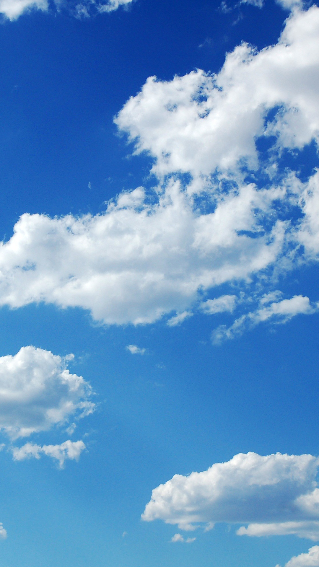 Приложение небо. Голубое небо с облаками. Фон небо с облаками. Фон для портрета облака. Голубое небо фон.