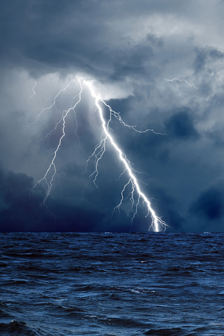 Lightning on Sea