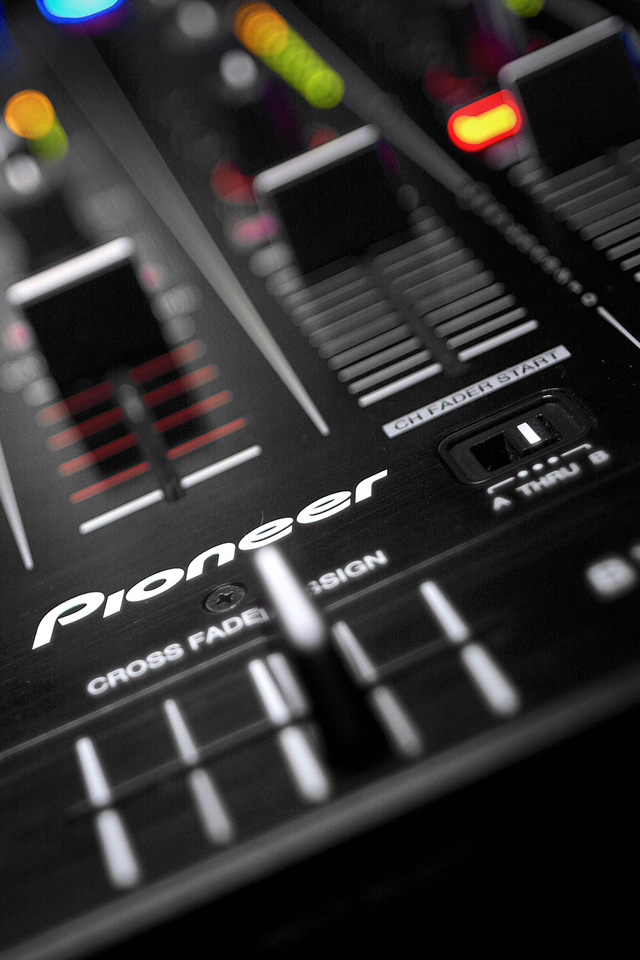 DJ Mixer Wallpaper