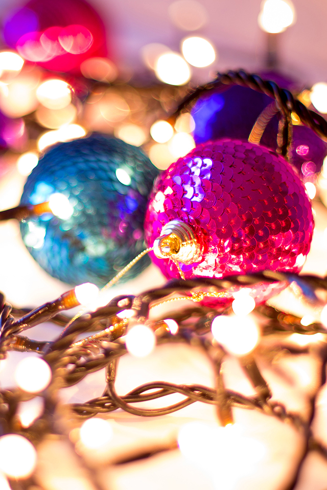 Christmas Ornaments Wallpaper