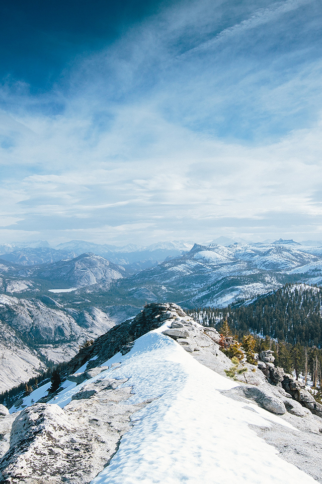 Yosemite Mountains Wallpaper