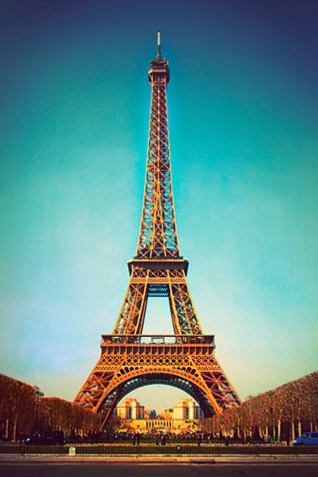 Eiffel Tower Wallpaper