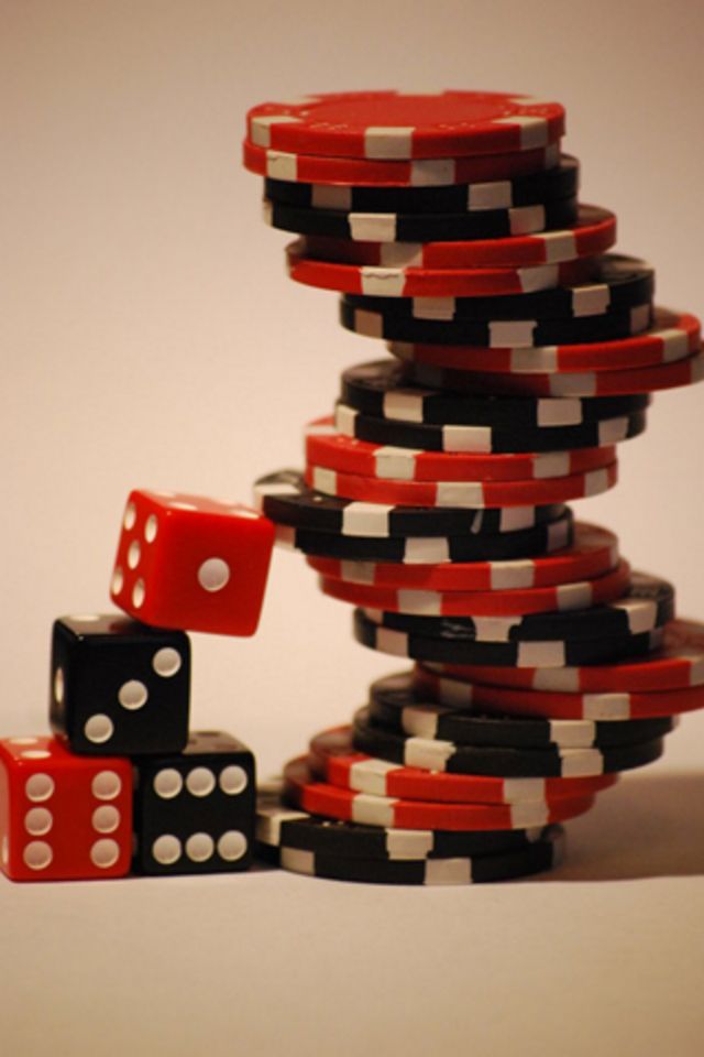 Poker Chips Wallpaper