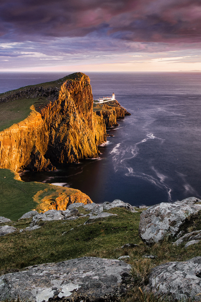 Neist Point Lighthouse Wallpaper