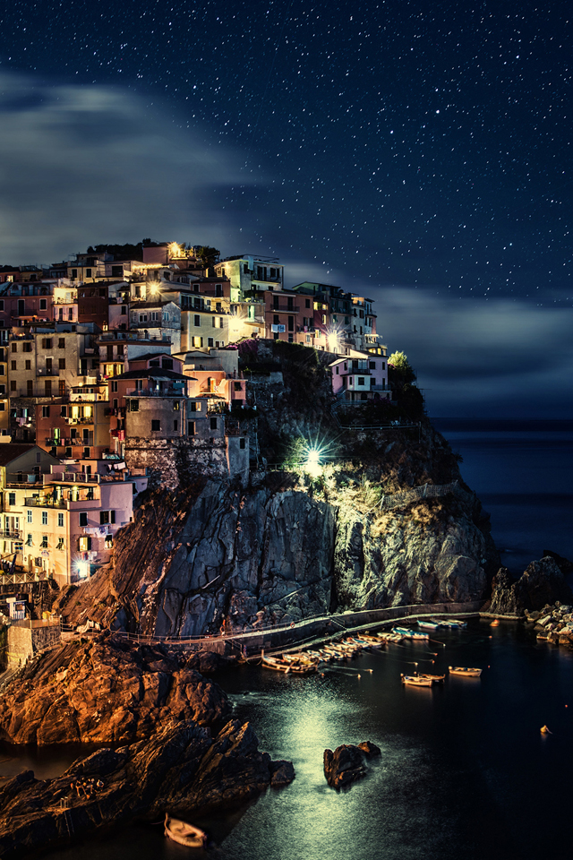 Manarola Night Wallpaper